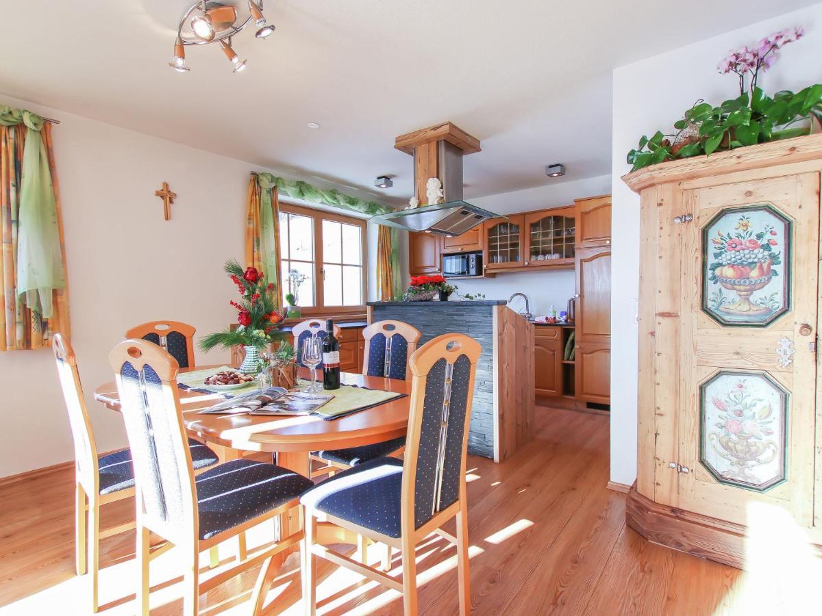 Cosy Holiday Flat In A Farmhouse Taxenbach Rom bilde